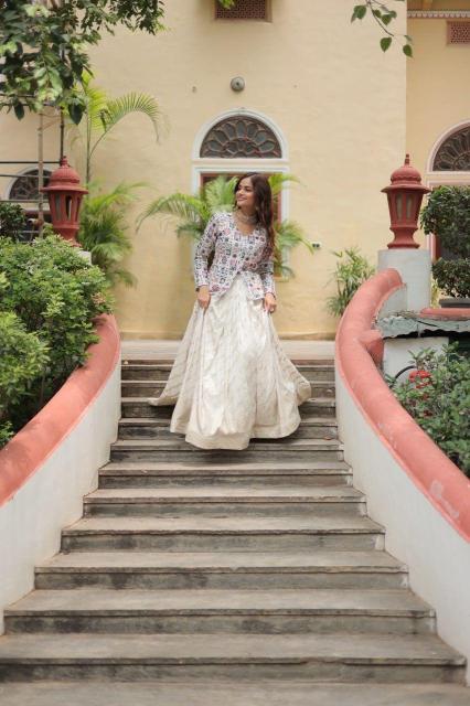 LW 7127 Viscose Jequard Wholesale lehenga choli suppliers in Gujarat